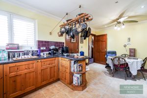 Photo 18- click for photo gallery